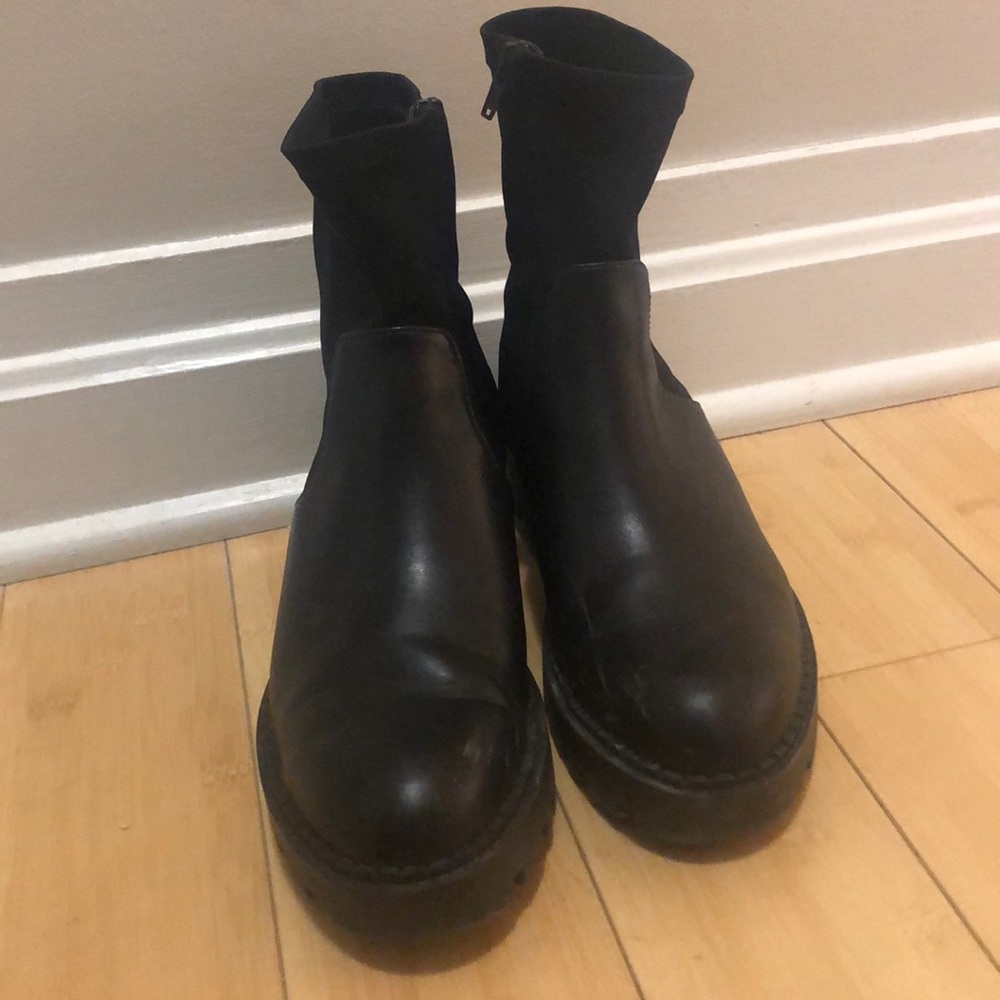 Zara Ankle Chelsea Chunky Sole Boot 38 7.5/8